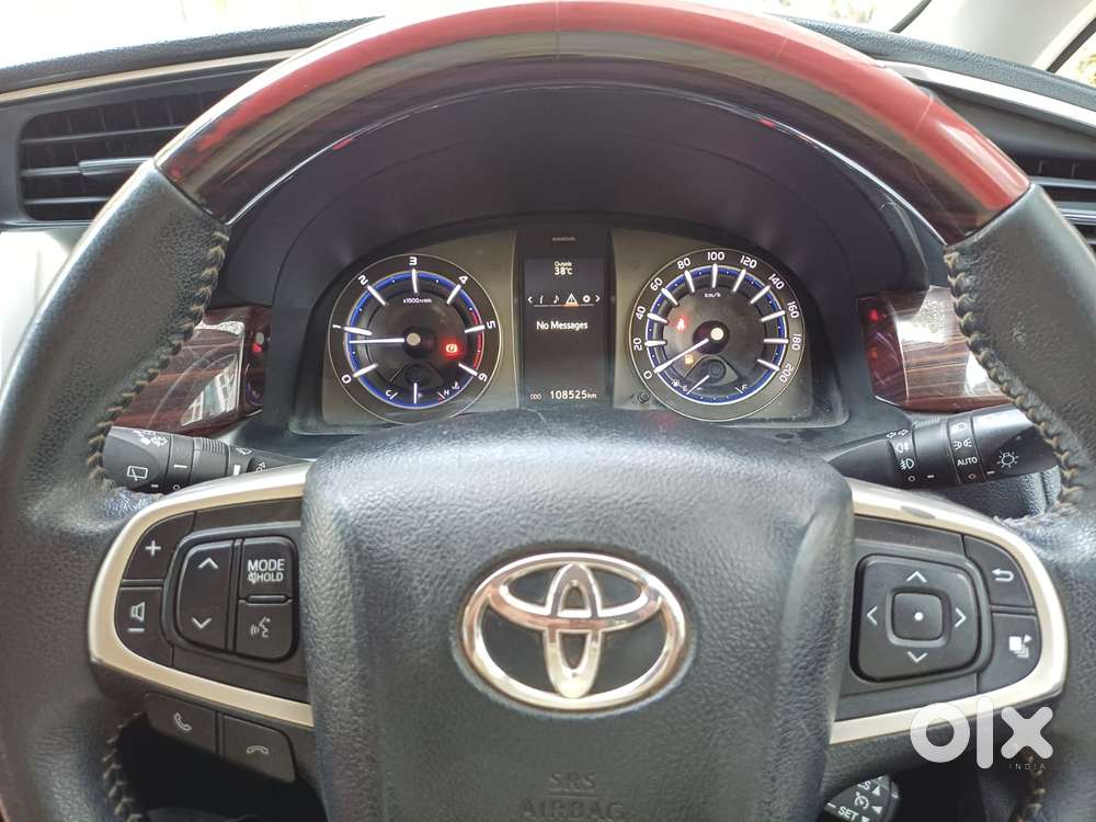 Toyota Innova Crysta 2.4 V, 2022, Diesel