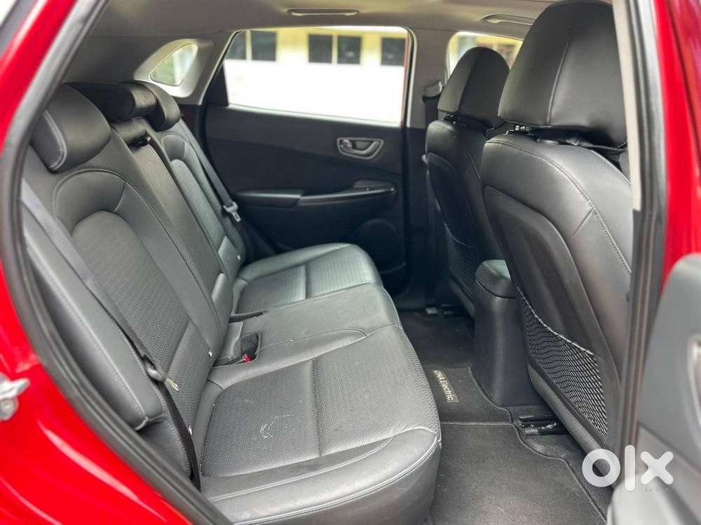 Hyundai Kona Electric Premium Dual Tone, 2022, Electric