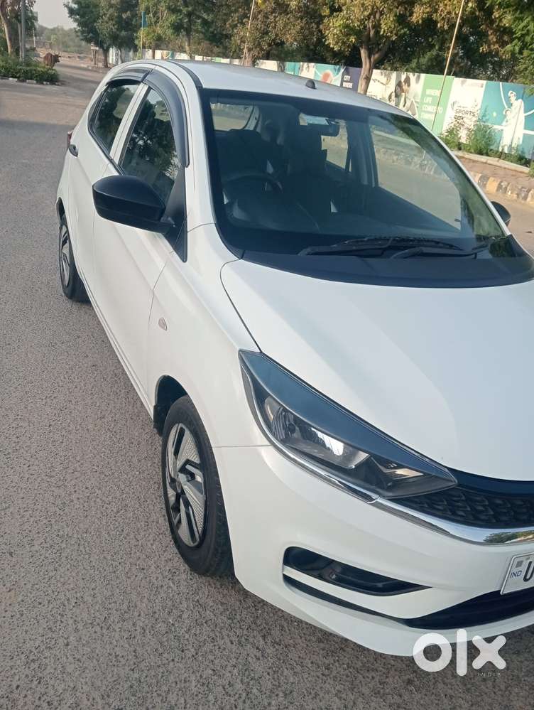 Tata Tiago, 2022, Petrol