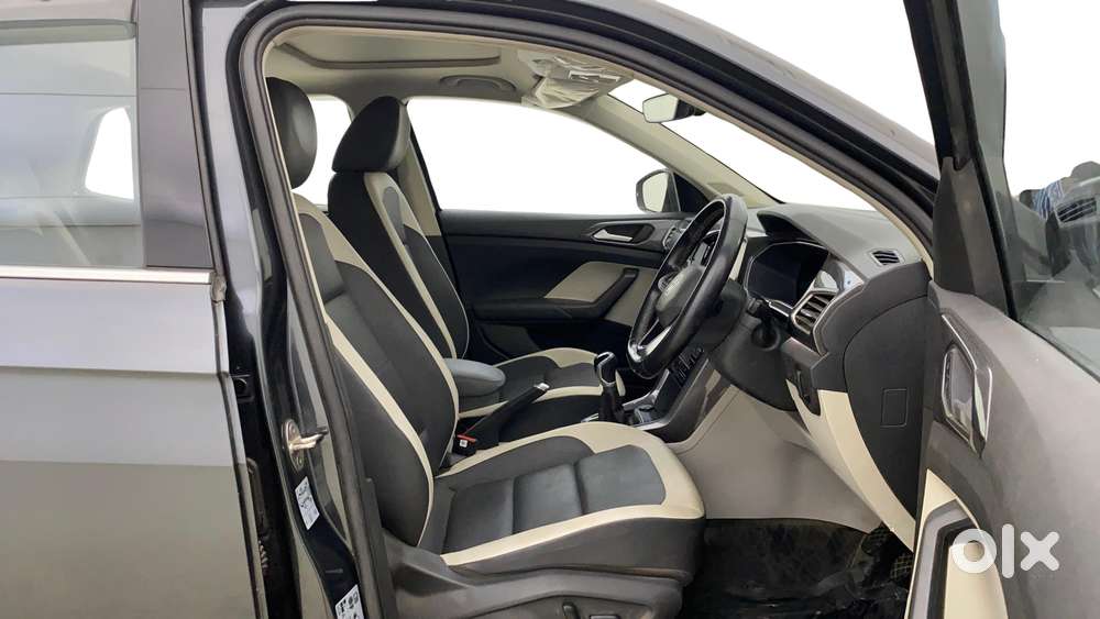 Volkswagen Taigun Topline 1.0 Tsi Mt (electric Seats), 2024, Petrol