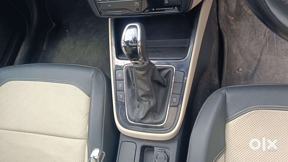 Skoda Slavia 1.5 Tsi Style, 2022, Petrol