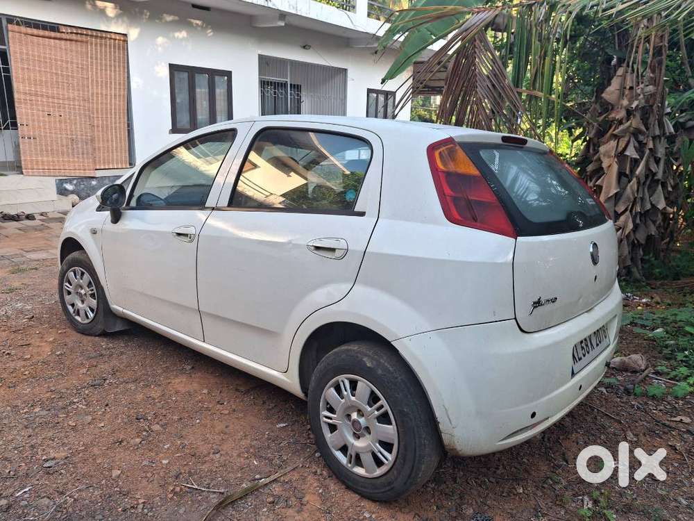 Personally Used Punto Selling To Purchase A Seven Seater