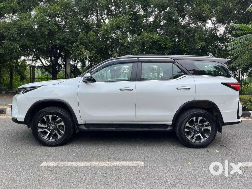Toyota Fortuner Legender 4x4 At 2.8, 2025, Diesel