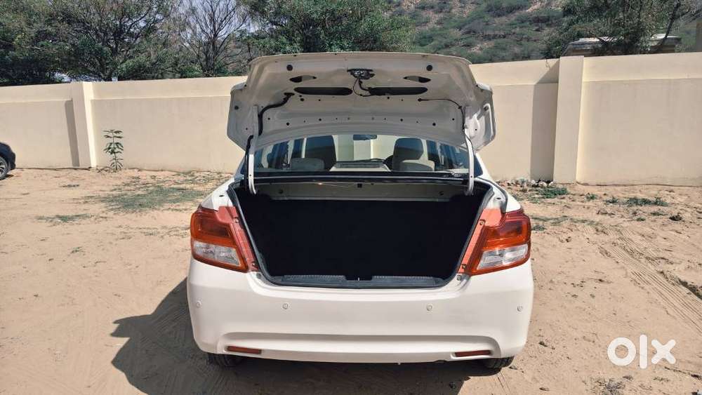 Maruti Suzuki Dzire 2017-2020 Vdi, 2020, Diesel