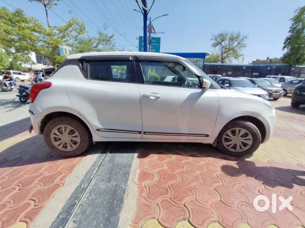 Maruti Suzuki Swift 1.2 Vxi (o), 2019