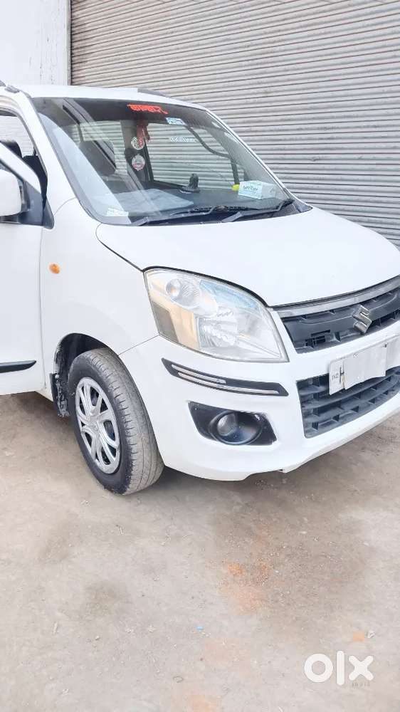 Mast Car Hai Koye Bhi Pise Nhi Lagna Hai Lo Or Chalo.