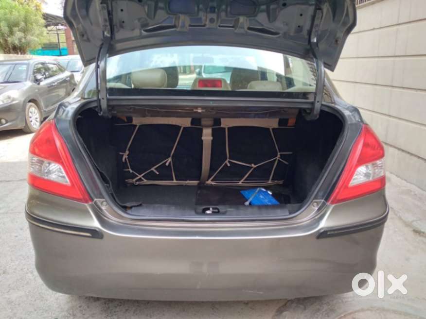 Maruti Suzuki Dzire 1.2 Vxi, 2015, Petrol