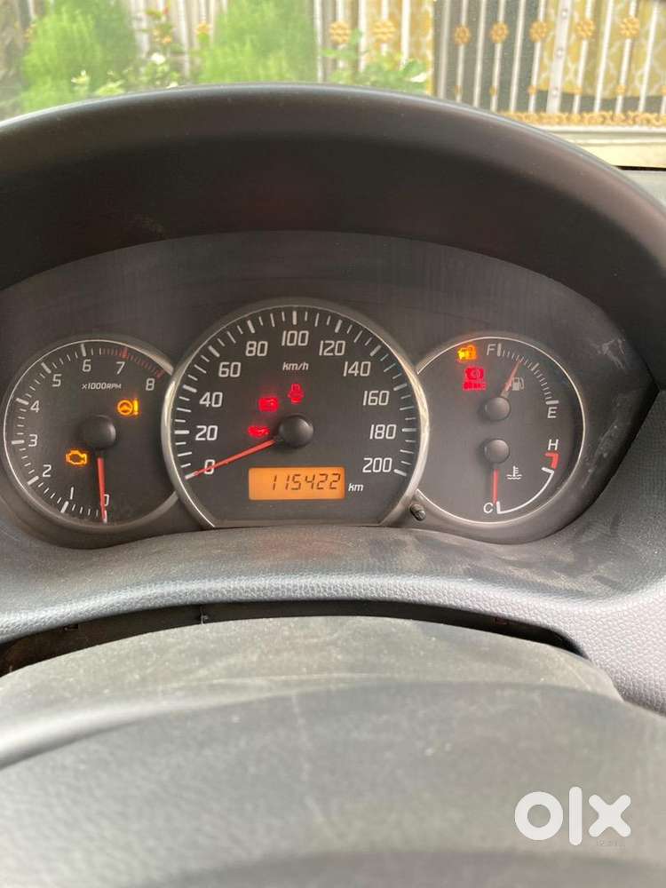 Maruti Suzuki Swift Dzire 2010 Petrol Well Maintained