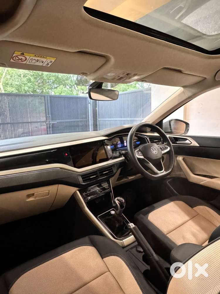 Volkswagen Virtus Petrol 2023 Topline Manual