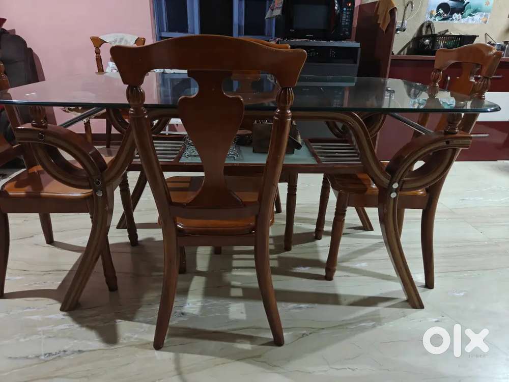 Dinning table