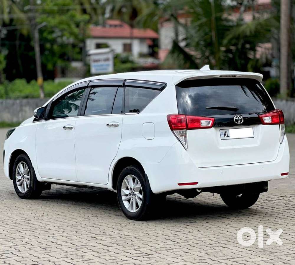 Toyota Innova Crysta 2.4 G Mt, 2018, Diesel