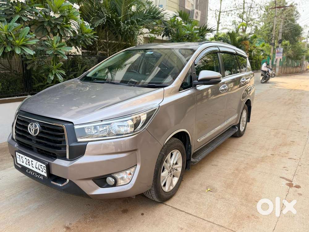 Toyota Innova Crysta 2.4 G Mt 8s, 2019, Diesel
