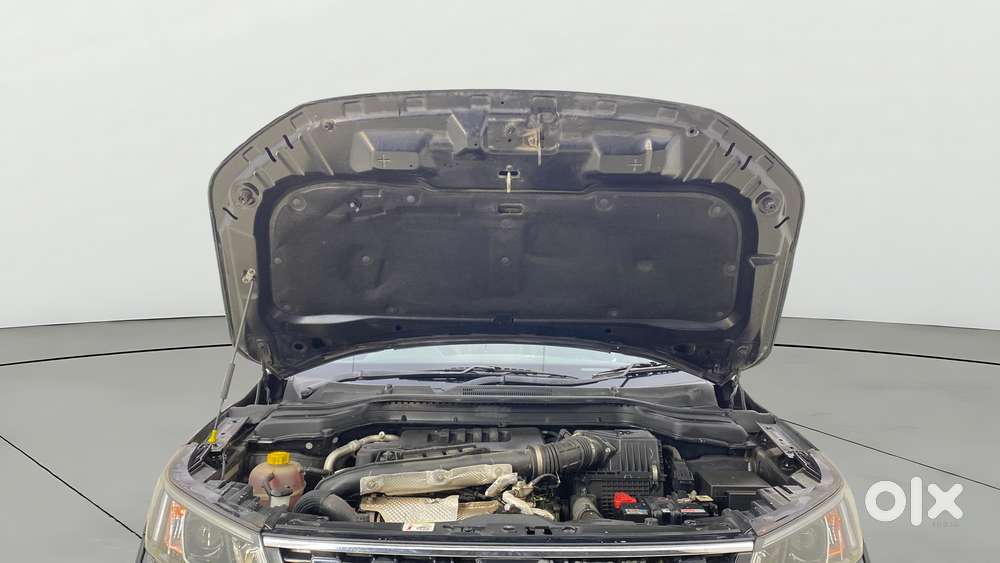 Mahindra Xuv300 W8 Diesel, 2023, Diesel