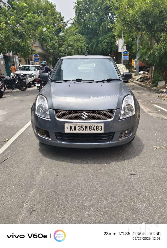 Maruti Suzuki Swift Vxi + Manual, 2010, Petrol