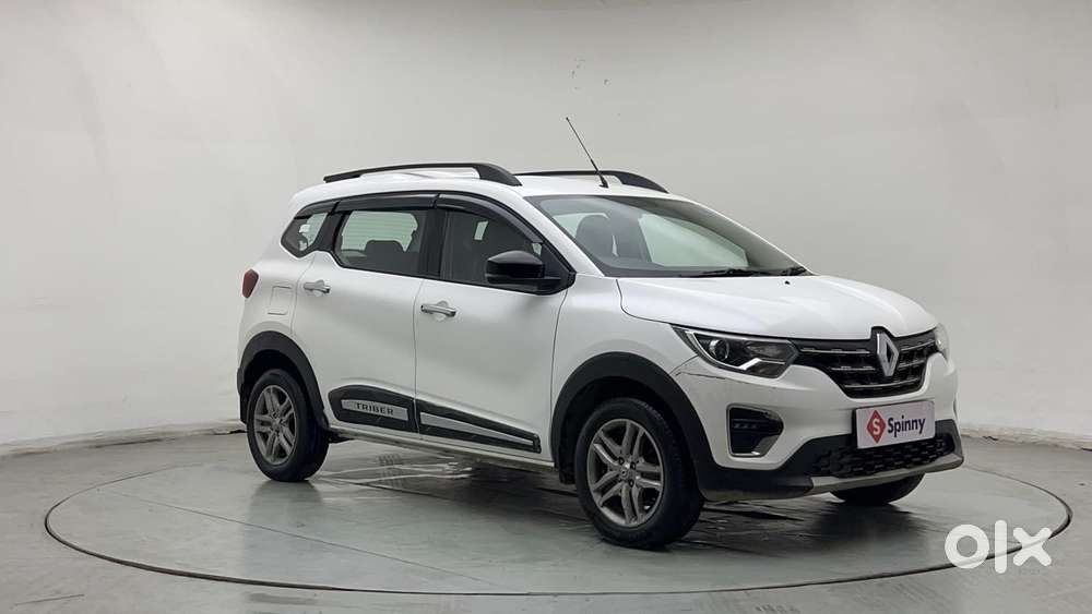 Renault Triber Rxz, 2023, Petrol
