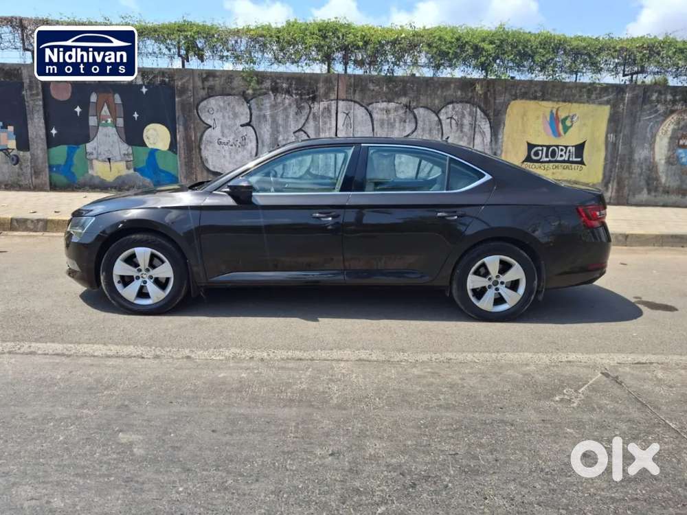 Skoda Superb [ ] 1.8 Style Tsi At, 2018, Petrol
