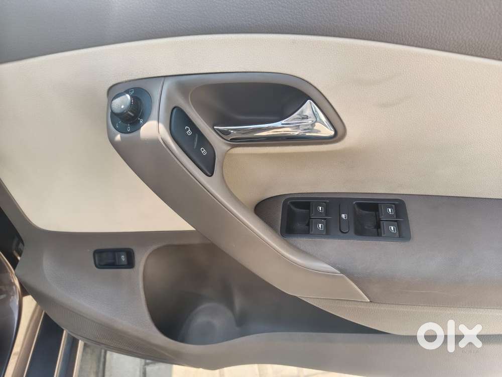 Skoda Rapid [2016-2020] 1.5 Style Plus Tdi At, 2016, Diesel