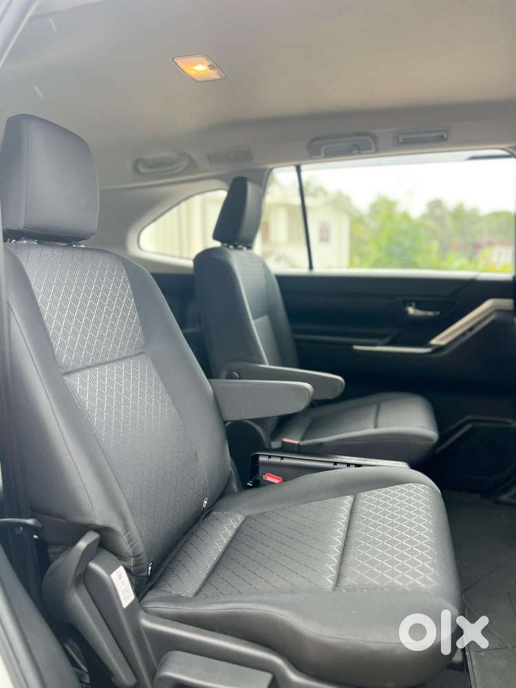 Toyota Innova Hycross 2.0 Gx 7 Str, 2024, Petrol