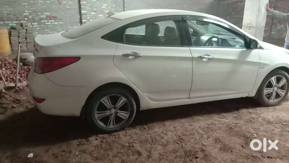 Good Condition Verna 2014