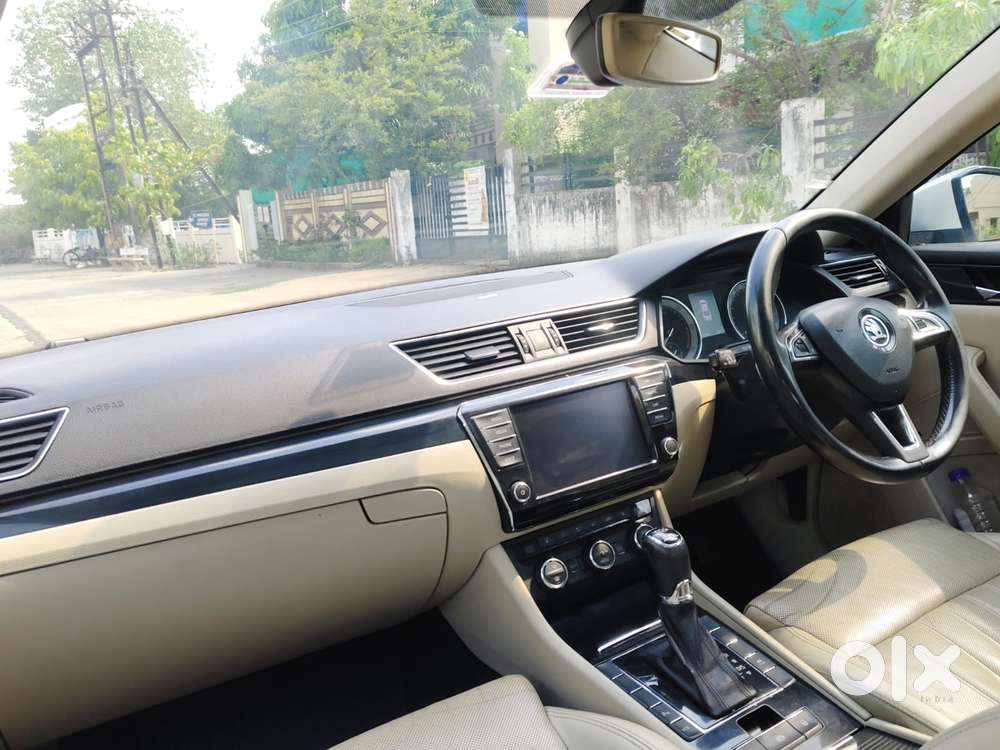 Skoda Superb L&k 2.0 Tdi At, 2017, Diesel