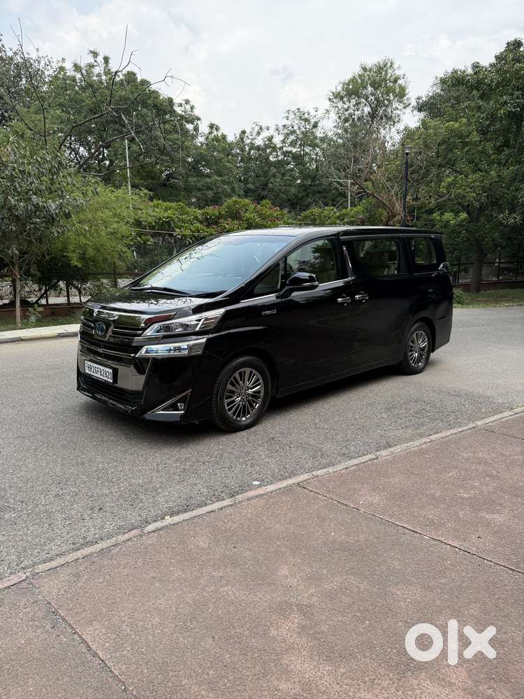 Toyota Vellfire Vip &ndash; Executive Lounge, 2023, Cng & Hybrids