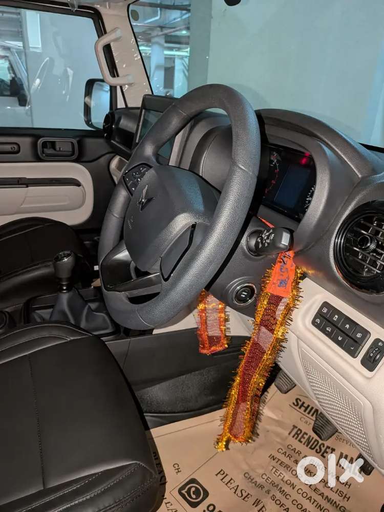 Mahindra Thar Roxx 2025