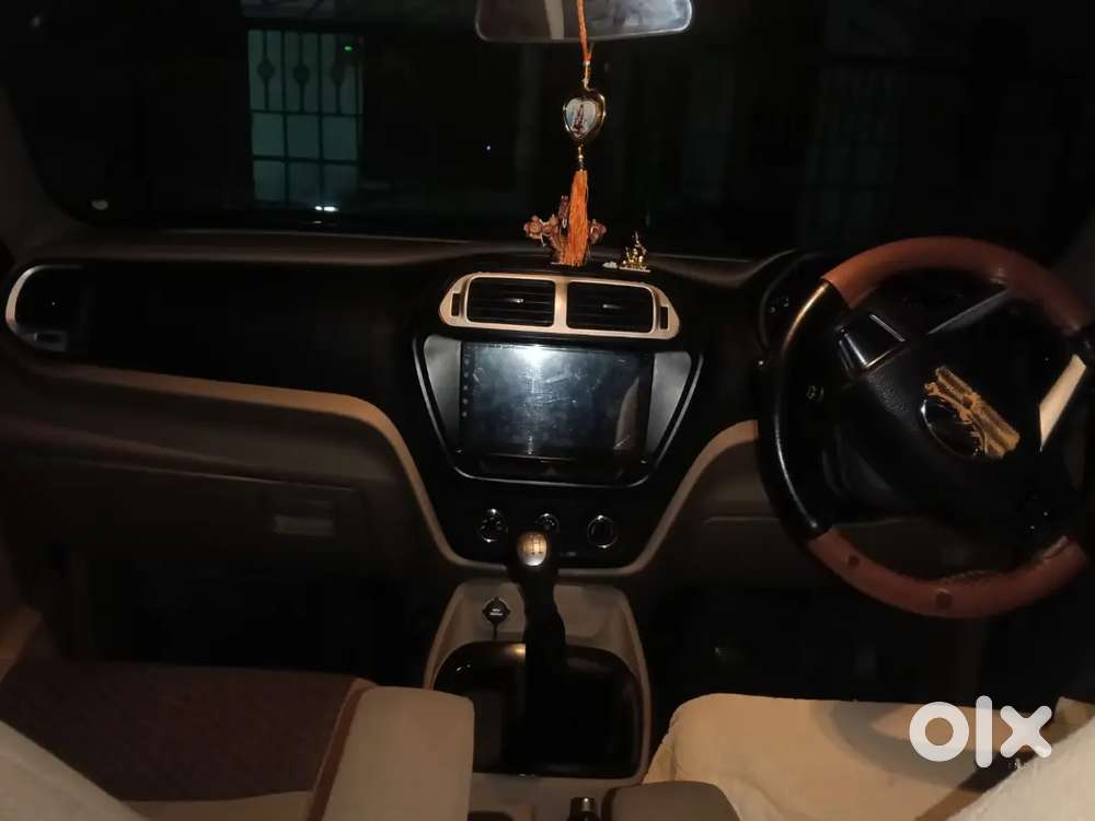 Mahindra Tuv 300 Diesel 2017