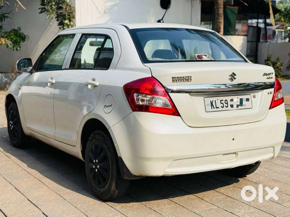 Maruti Suzuki Swift Dzire Lxi Option, 2012, Petrol