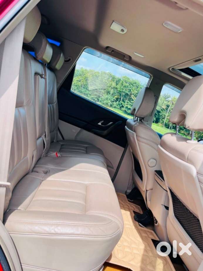 Mahindra Xuv500 2.2 W10, 2015, Diesel