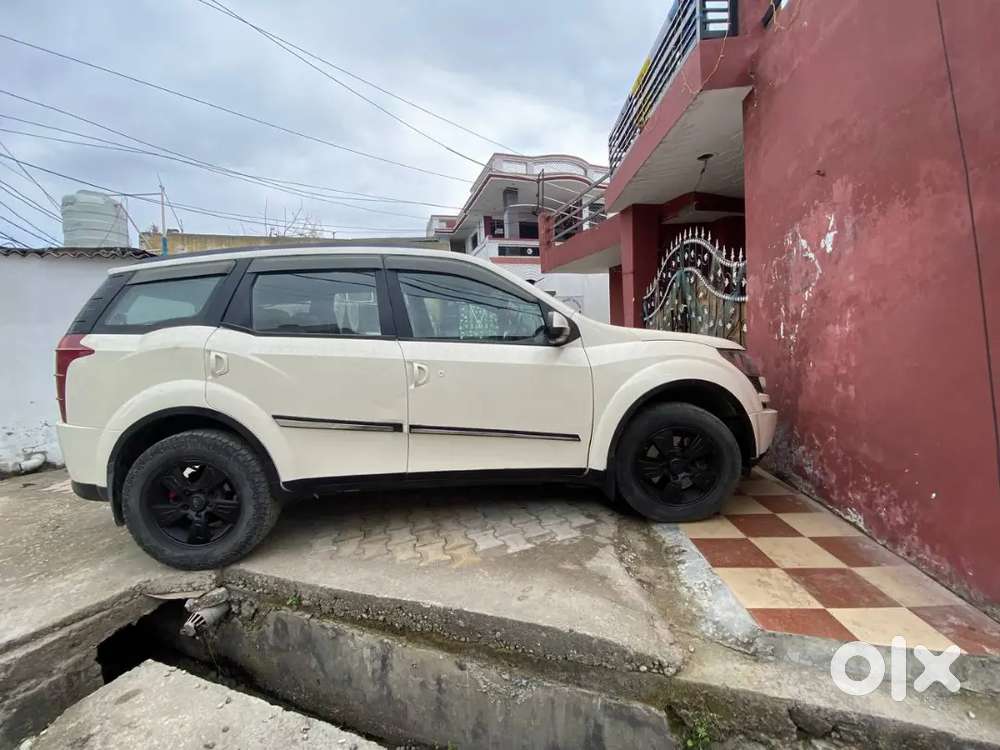 Mahindra Xuv500 2014 Diesel Well Maintained