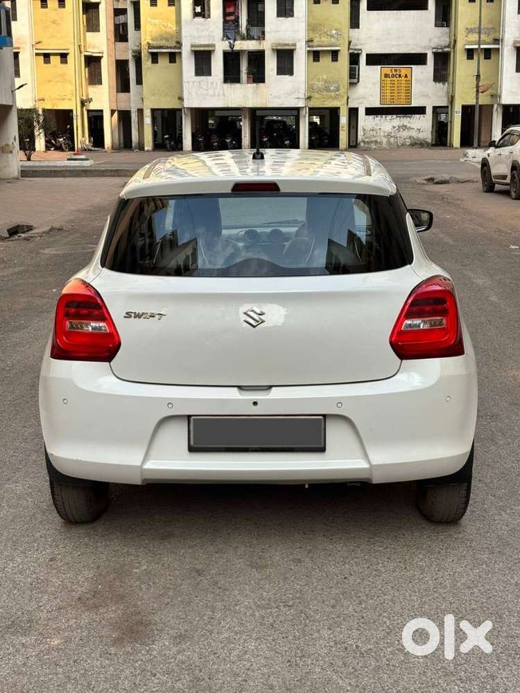 Maruti Suzuki Swift 1.2 Vxi (o), 2022, Petrol