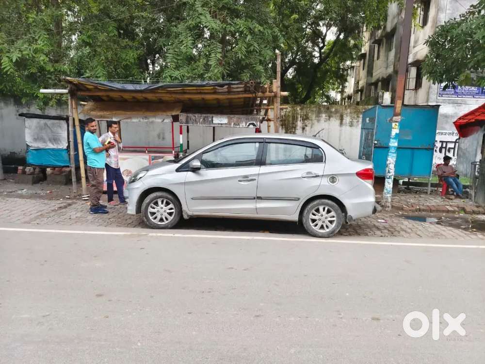 Honda Amaze 2015 Diesel 114878 Km Driven