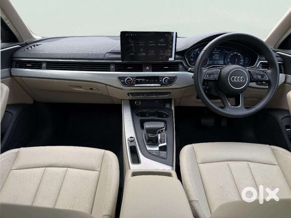 Audi A4 1.8 Tfsi Premium Plus, 2024, Petrol