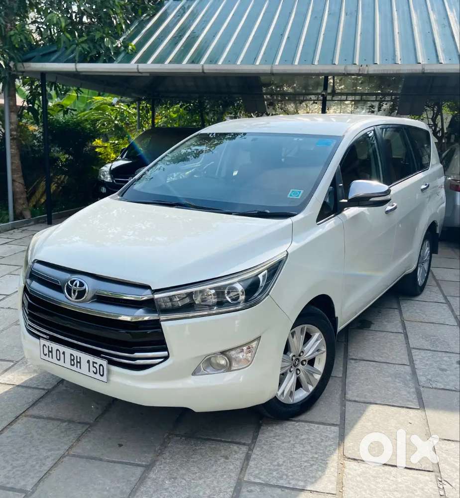 Toyota Innova Crysta Automatic 2.8 Zx Fully Company Serviced