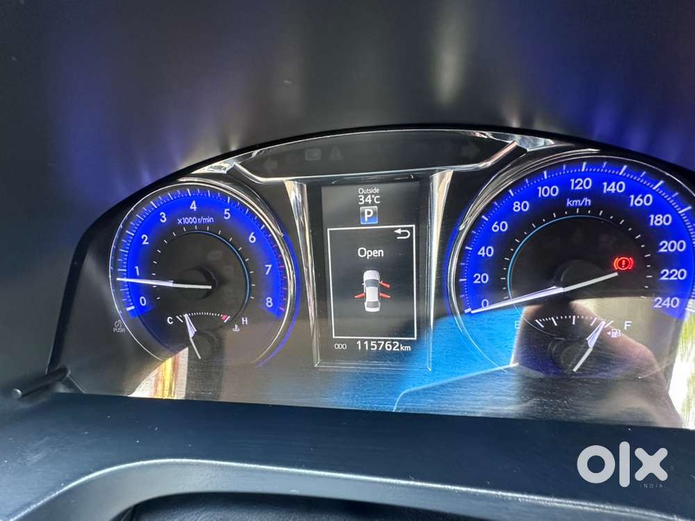 Toyota Camry Petrol 2017