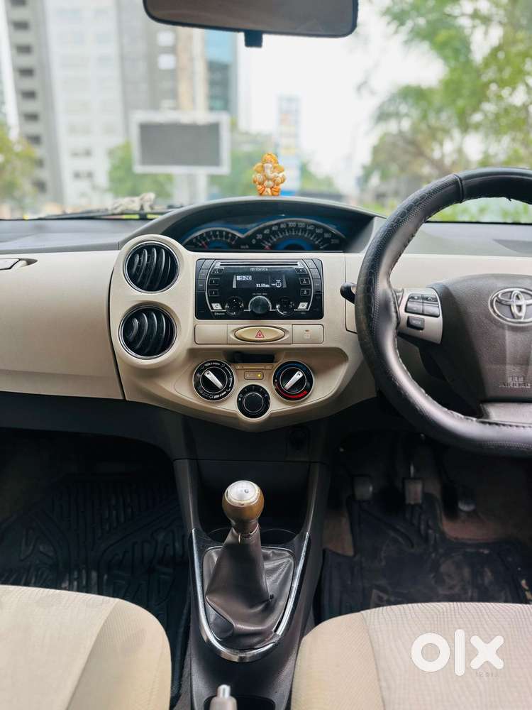 Toyota Etios Liva 2014-2016 Vx, 2015, Petrol