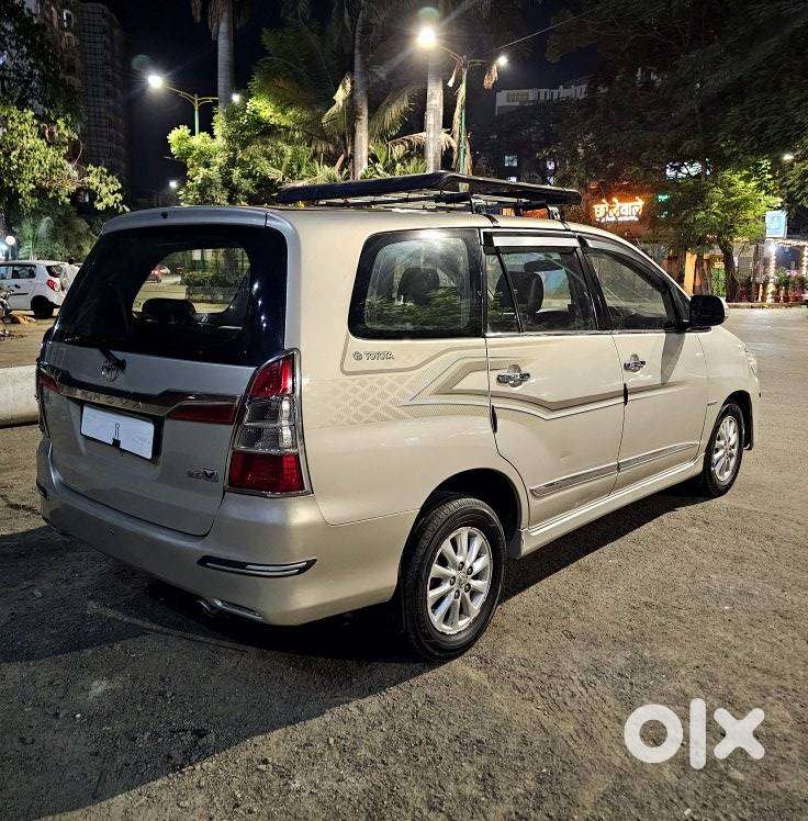 Toyota Innova 2.5 V 8 Str, 2014, Diesel