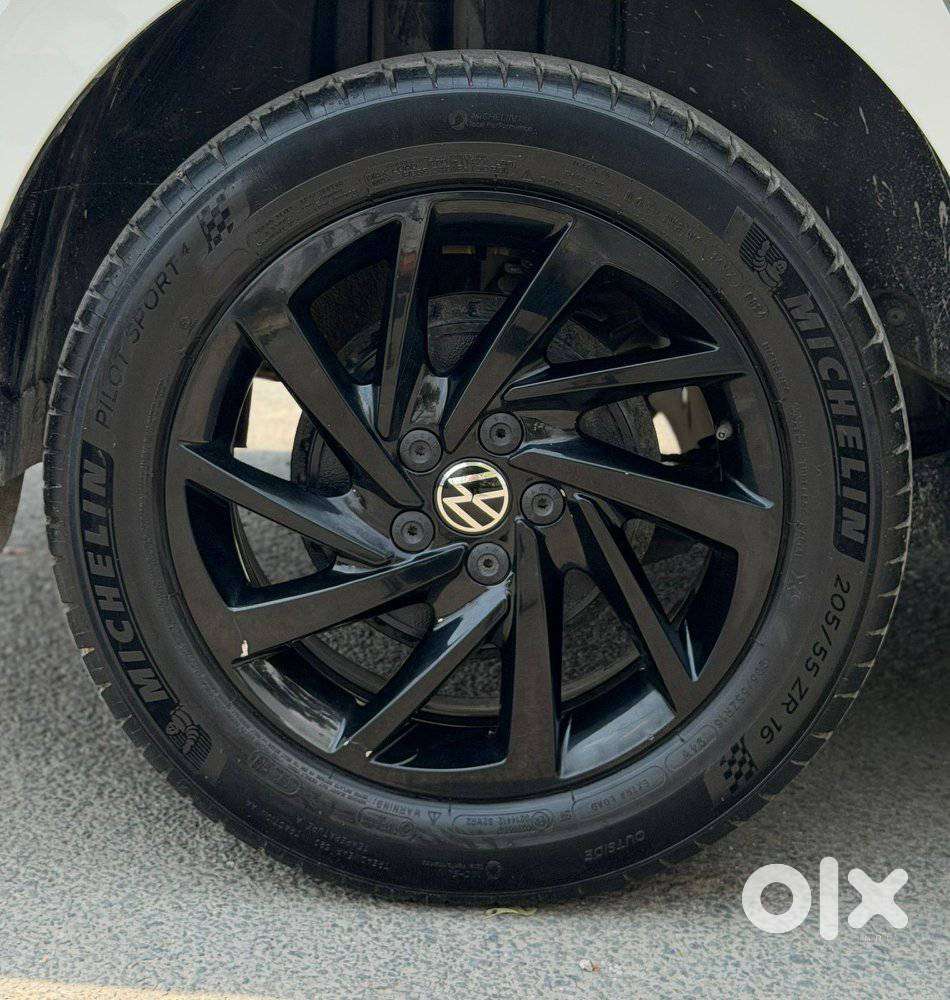 Volkswagen Virtus Dynamic Line, 2024, Petrol