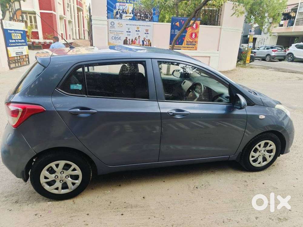 Hyundai Grand I10 Sportz (o) 1.2 At Vtvt, 2017, Petrol