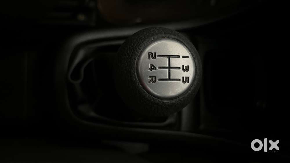 Maruti Suzuki Swift 1.2 Lxi (o), 2015, Petrol