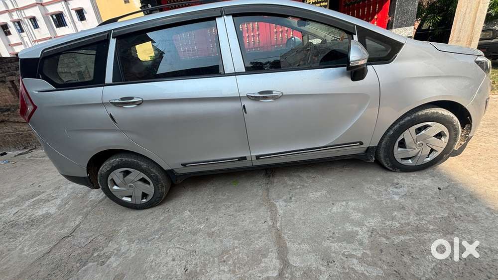 Mahindra Marazzo Diesel 2018