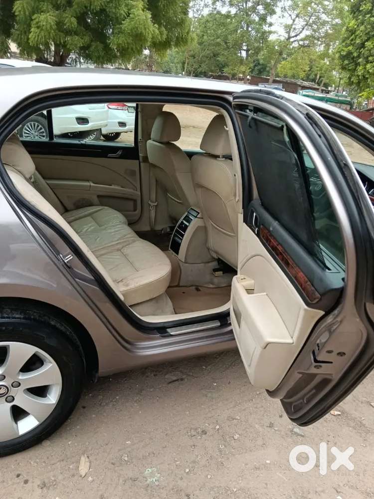 Skoda Superb Elegance 2012 Petrol Automatic