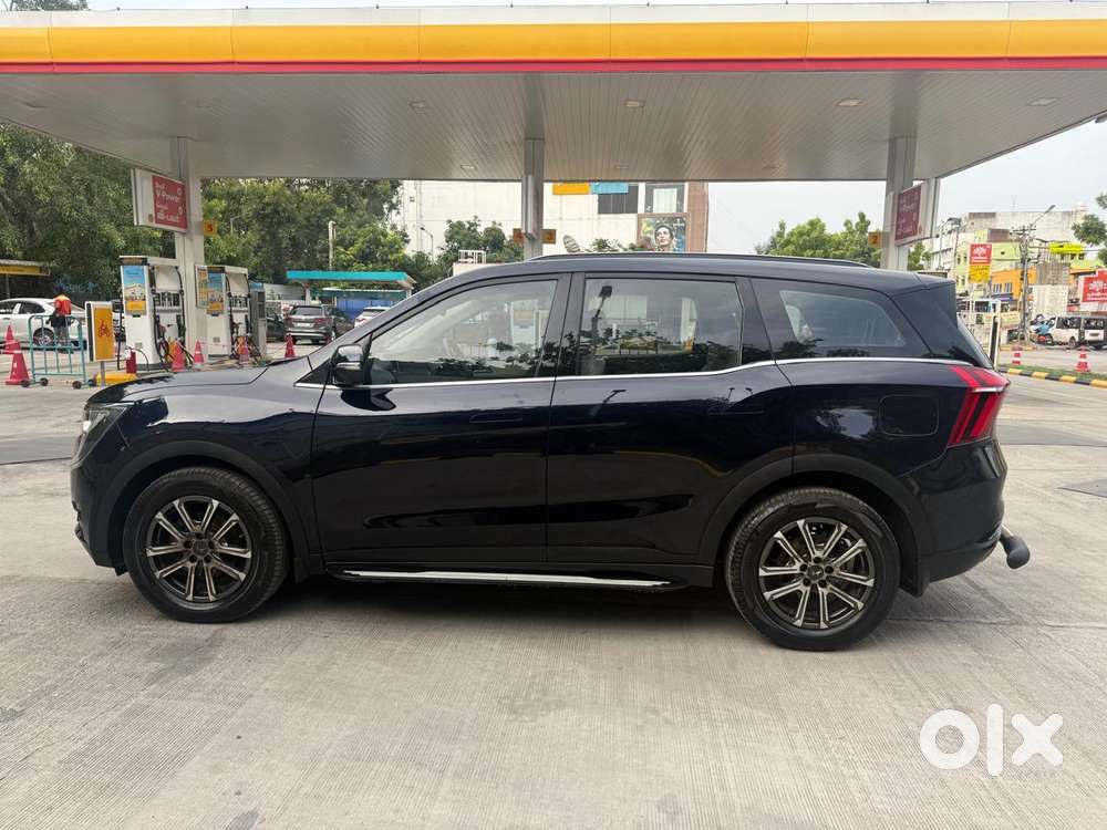 Mahindra Xuv700 2.2 Ax 7 Diesel Mt Luxury Pack Str, 2023, Diesel