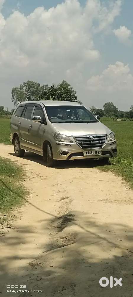 Toyota Innova 2.5 G 2012