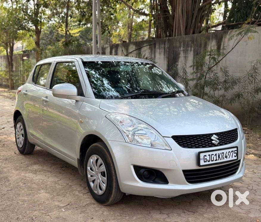 Maruti Suzuki Swift Lxi Optional-o, 2012, Petrol
