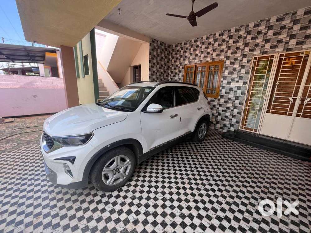 Kia Sonet 2021 Petrol First Owner