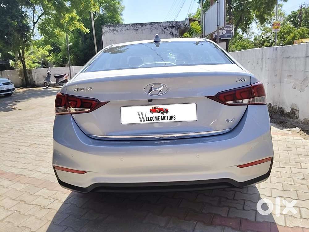 Hyundai Verna 1.6 Crdi At Sx, 2017, Diesel