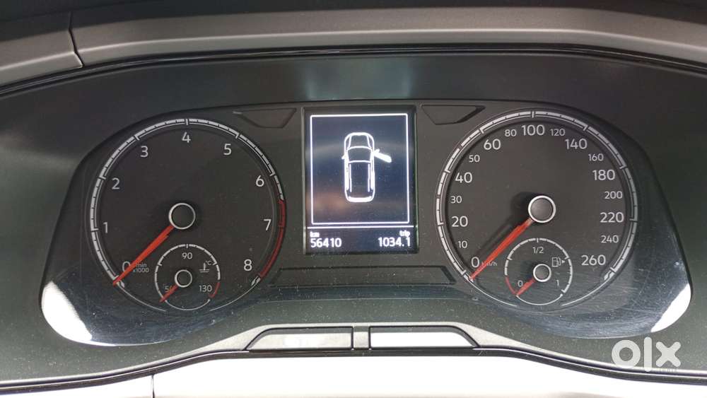 Volkswagen Taigun 1.0 Tsi Highline At, 2022, Petrol