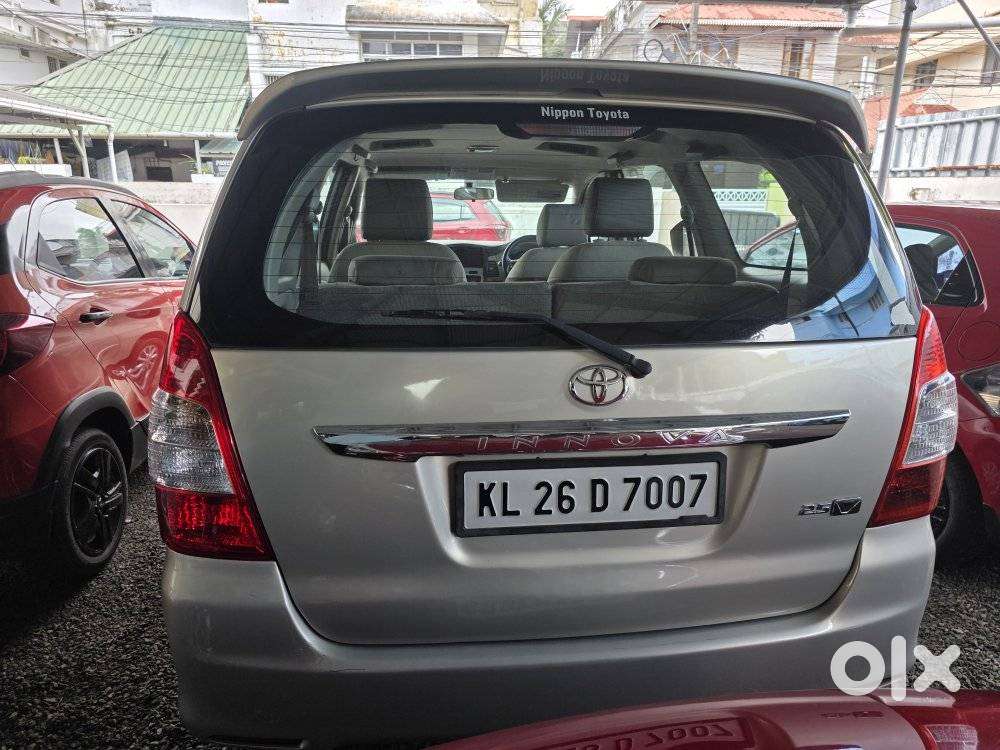 Toyota Innova 2.5 V 7 Str, 2013, Diesel
