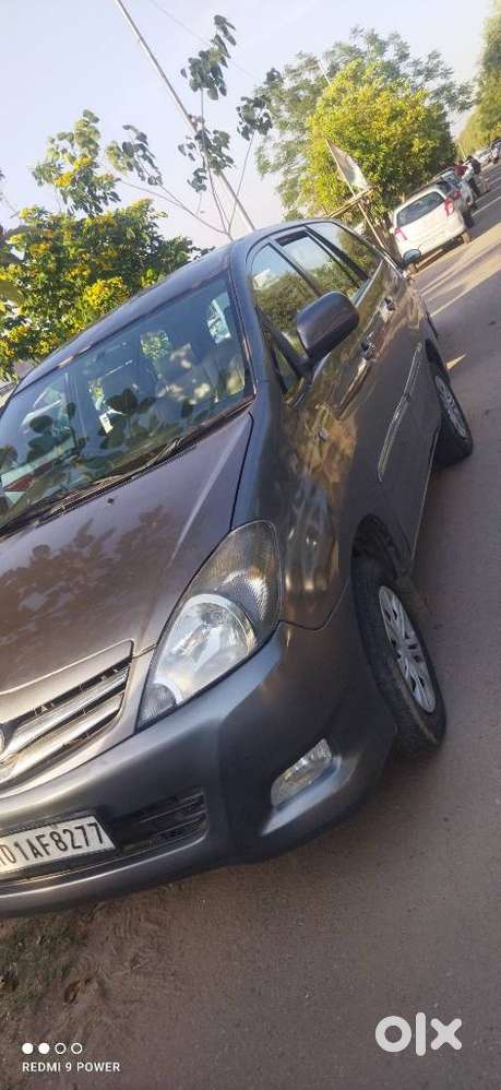 Toyota Innova 2004-2011 2.5 Gx (diesel) 7 Seater Bs Iv, 2010, Diesel